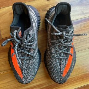 YEEZY BOOST 350 V2